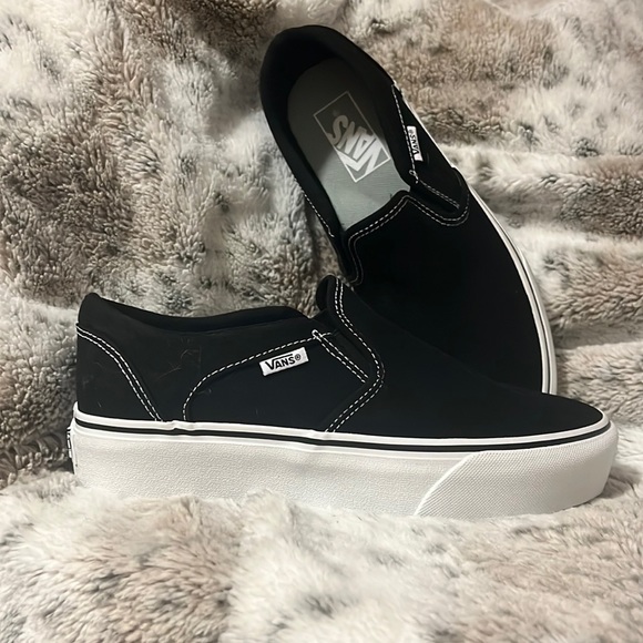Vans Shoes New Vans Asher Platform Black Flawless Size 8 385 Poshmark
